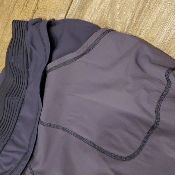 Lululemon pants - Picture 3 of 8